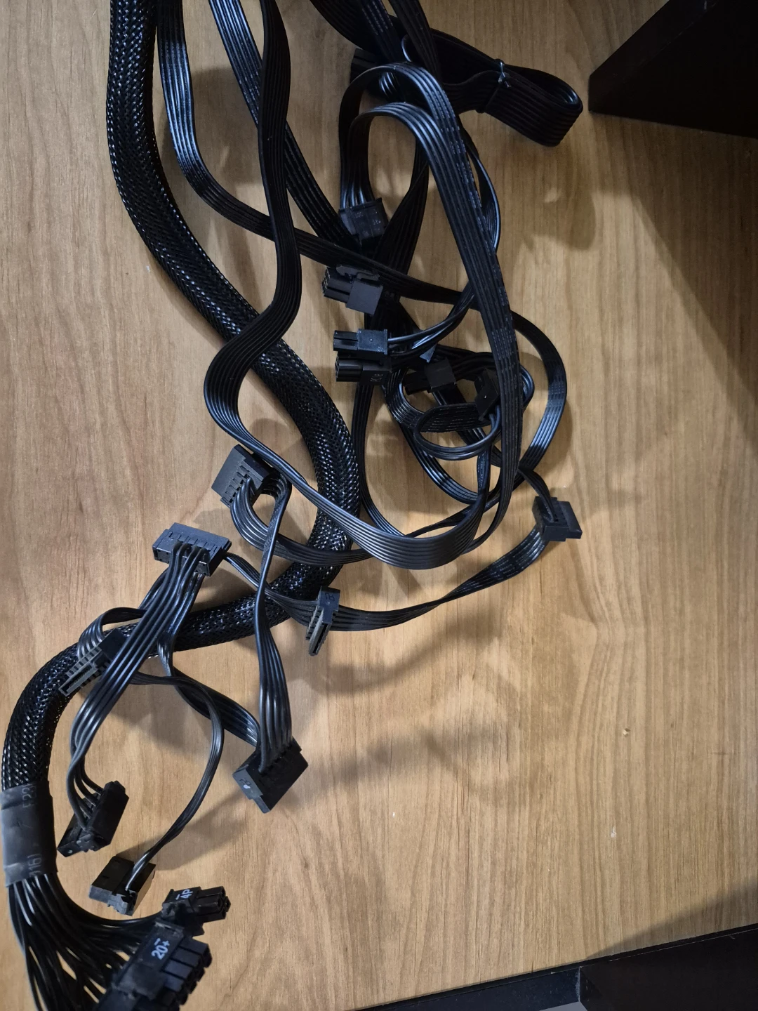 Be Quiet 700W PSU - photo 2