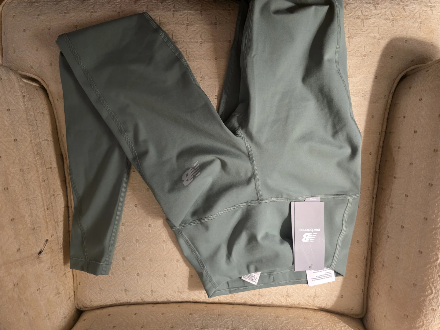 New Balance Sleek High-Rise Legging 27" - Sage Green - Size XS