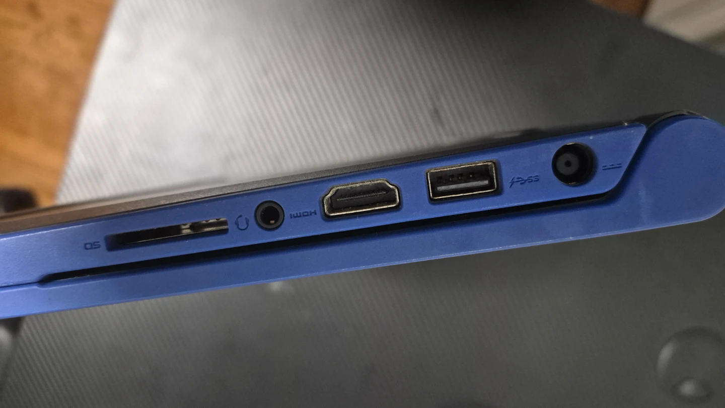 Rugged Blue/Black Dell Chromebook - photo 4