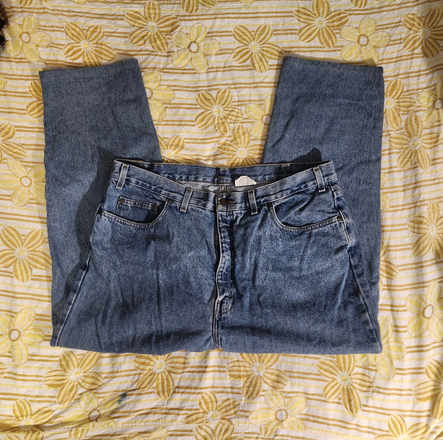 Medium wash relaxed Kirkland jeans