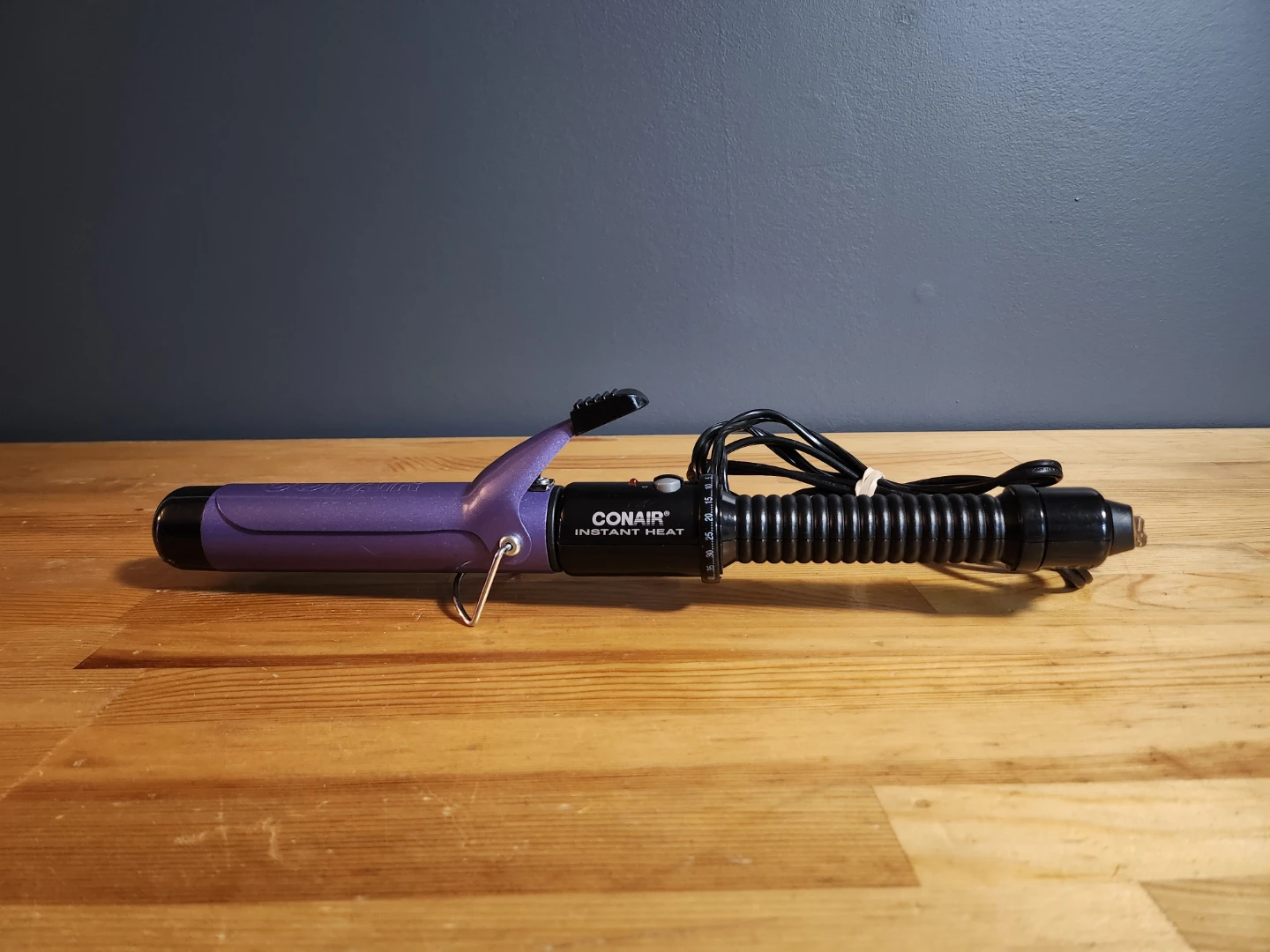 Conair Instant Heat Curling Iron - photo 2