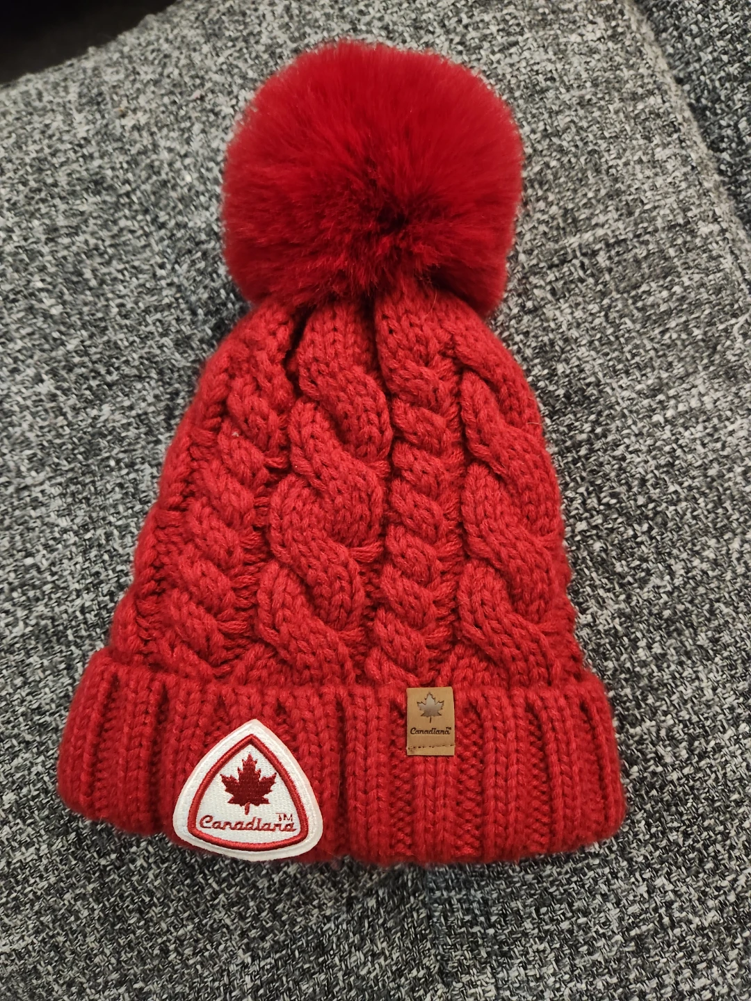 New Canadiana Red Pom Pom Toque hat, Kids Size 4-6