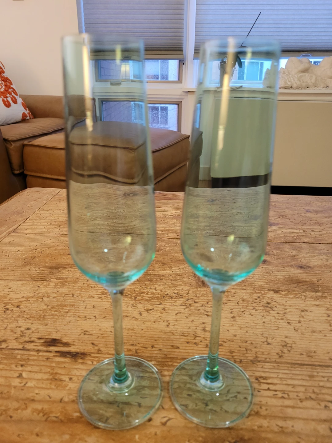 New, Set of 2 Teal Champagne Flutes