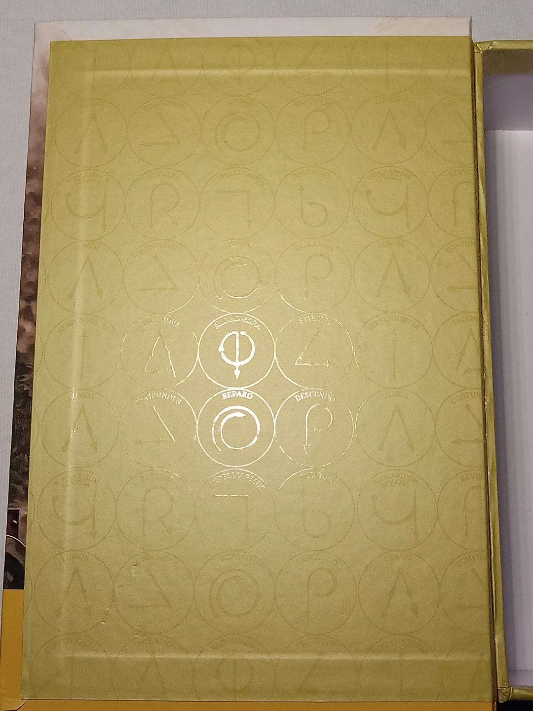 Harry Potter The Postcard Collection *EMPTY BOX* - photo 3