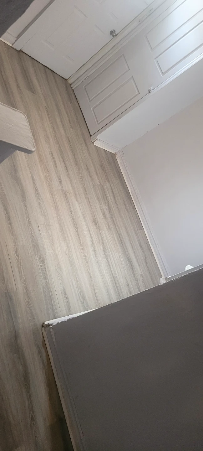 1,400.incONE BEDROOM APT ST CATH - photo 3