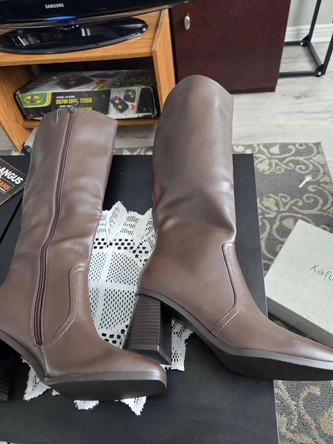 Brown Knee-High Heeled Boots - photo 5