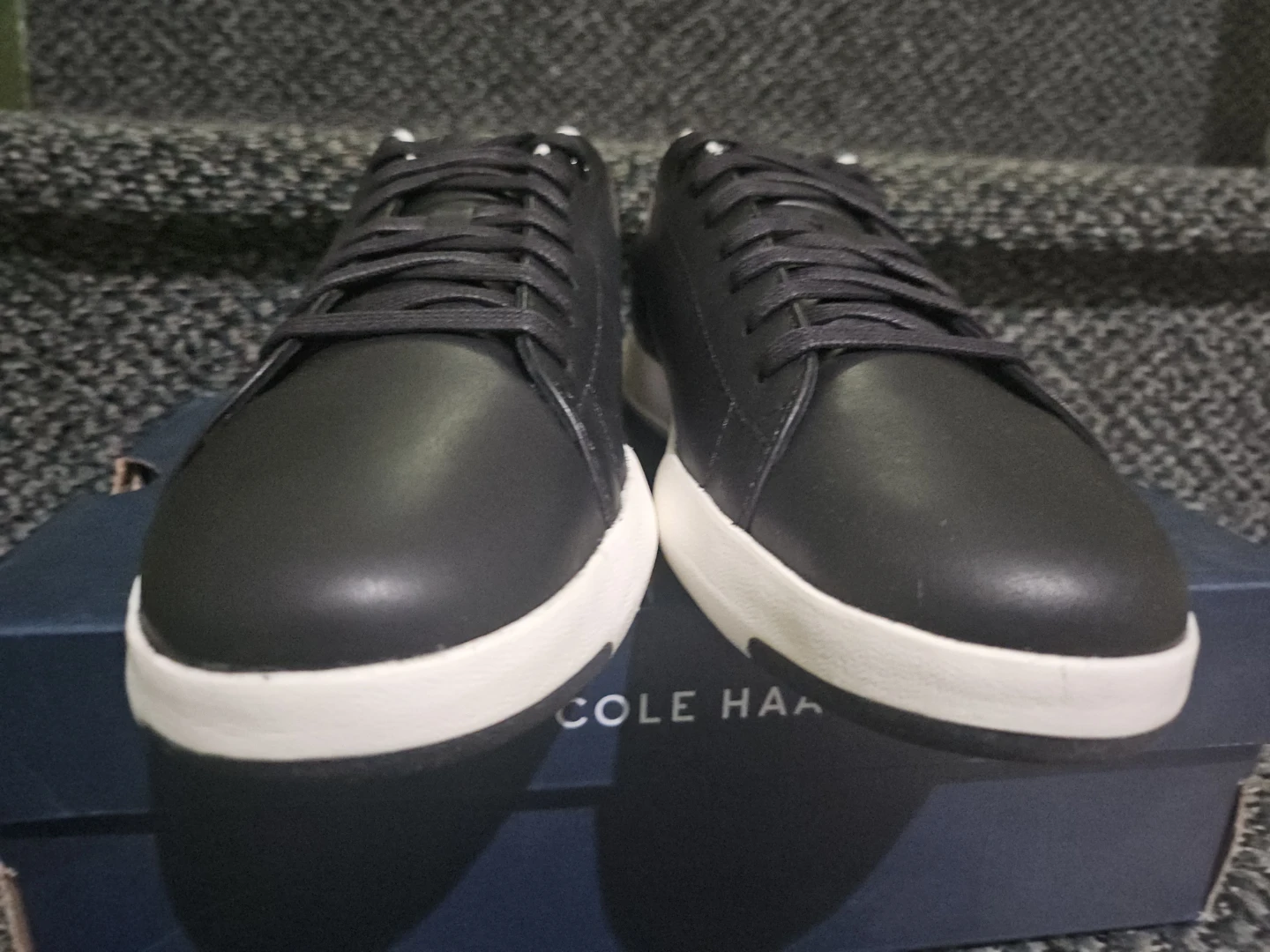 Cole Haan GrandPro Tennis Shoes - Size 8B - Black