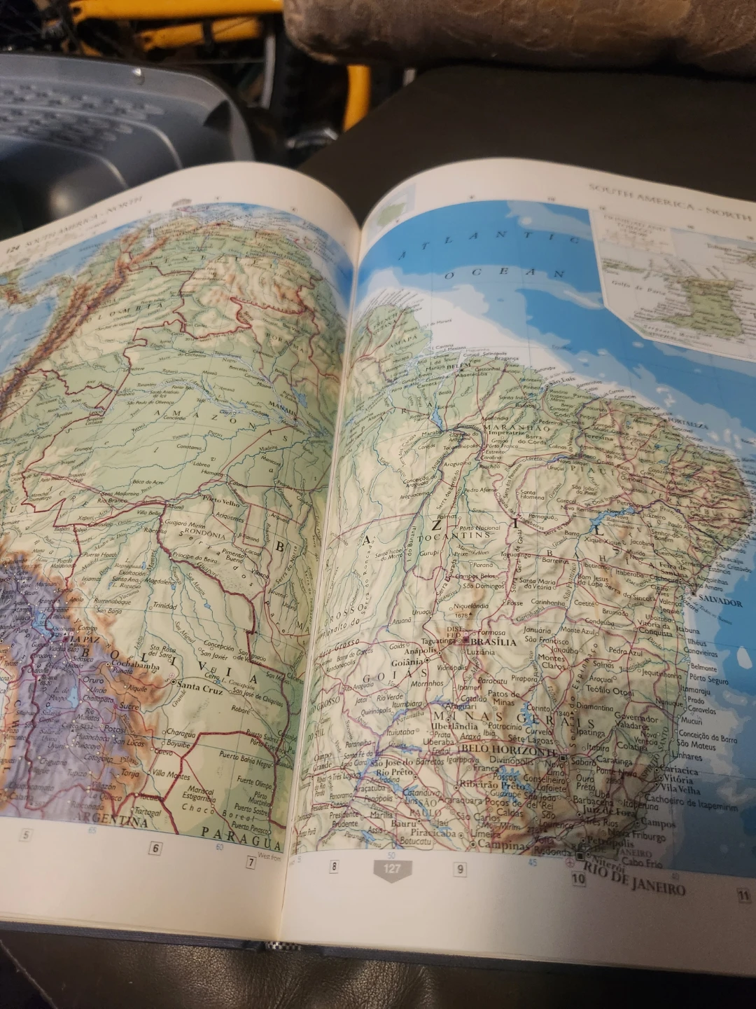 Philip's Canadian World Atlas - photo 2