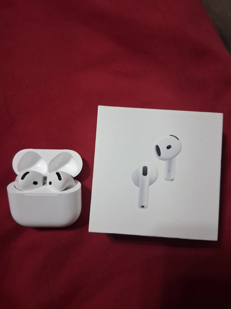 airPods - photo 3
