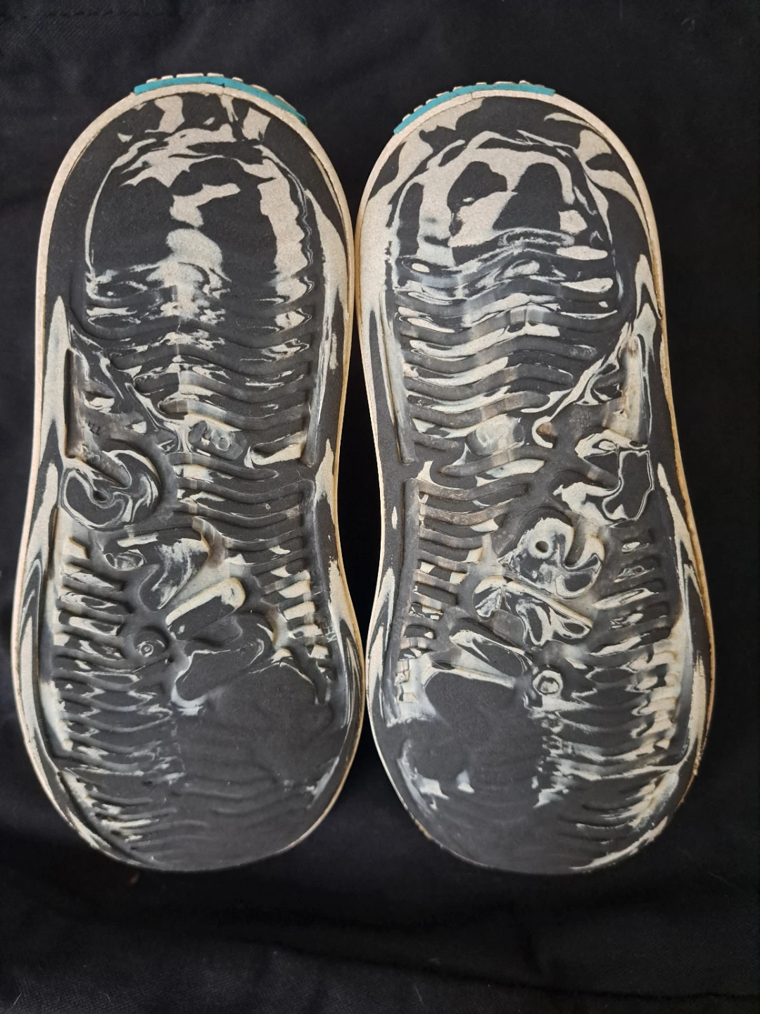 Native Shoes - Kids size 11 - photo 2