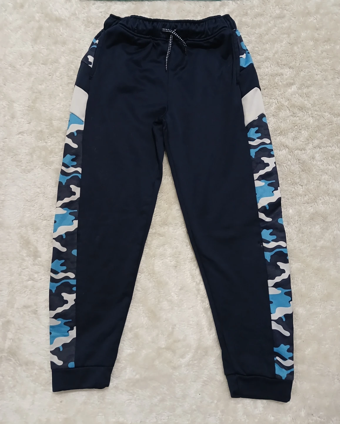 Champion T-Shirt and Track Pants - photo 3