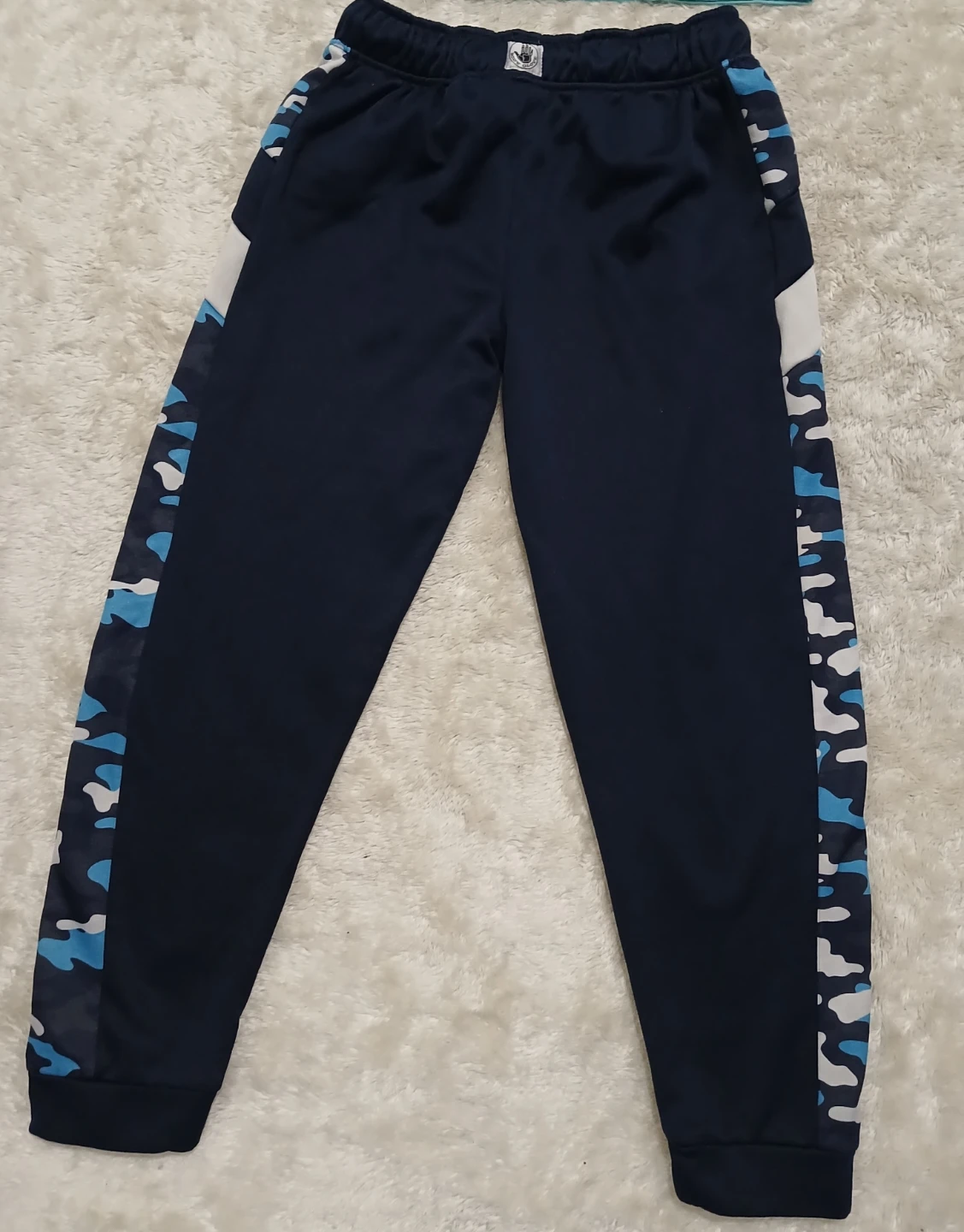 Champion T-Shirt and Track Pants - photo 4