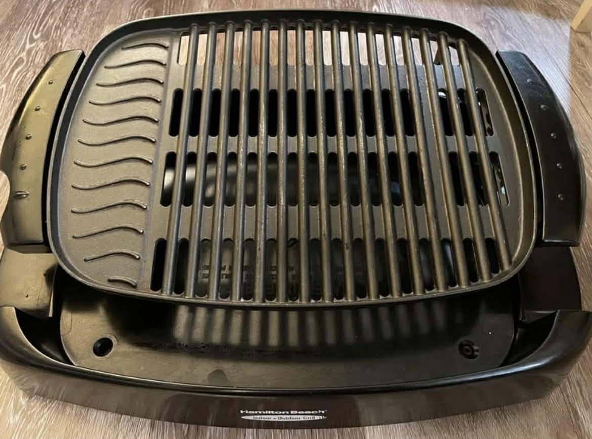 Hamilton Beach Indoor/Outdoor Grill - photo 2
