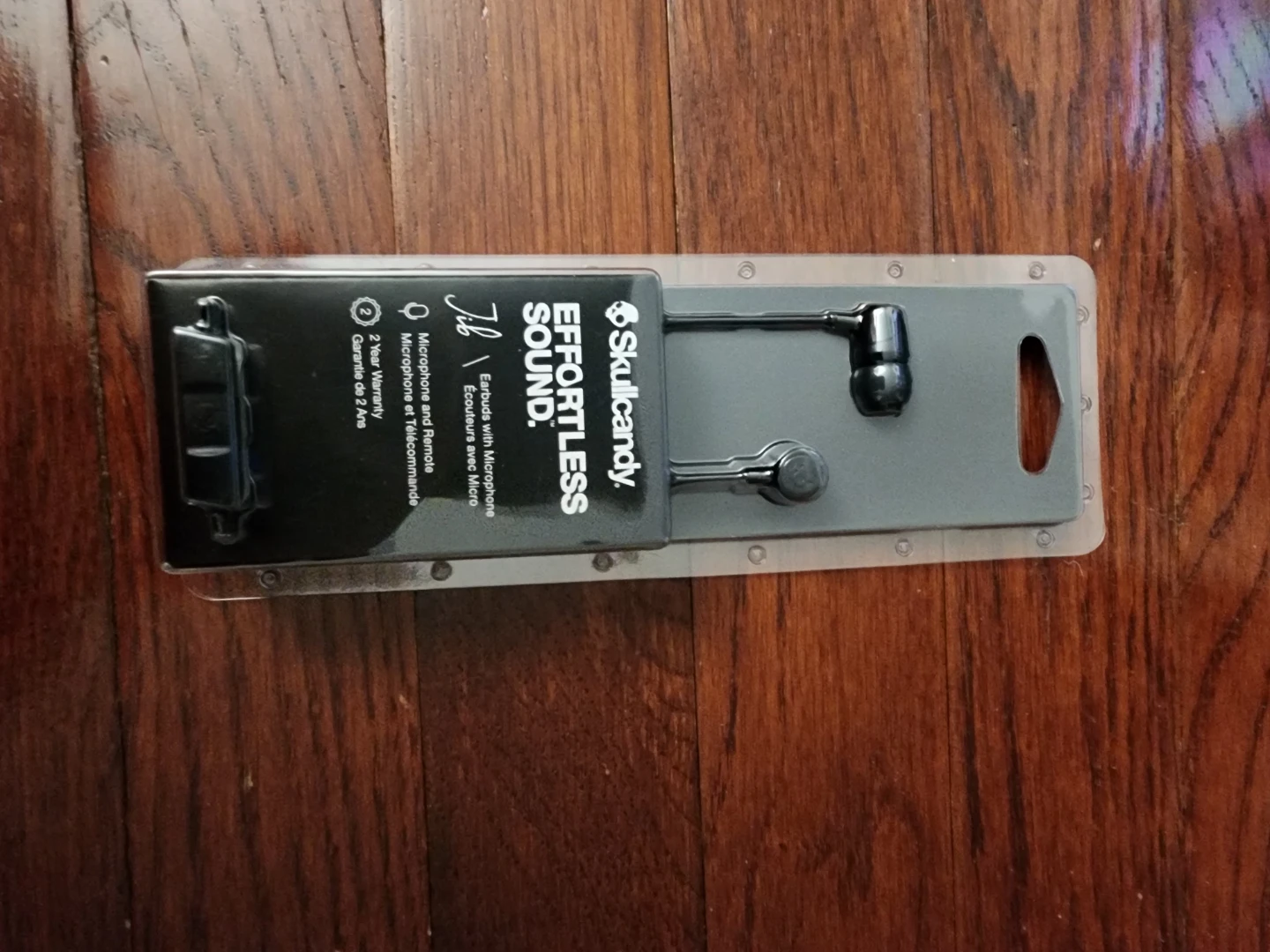 Skullcandy Earbuds with Microphone and Remote