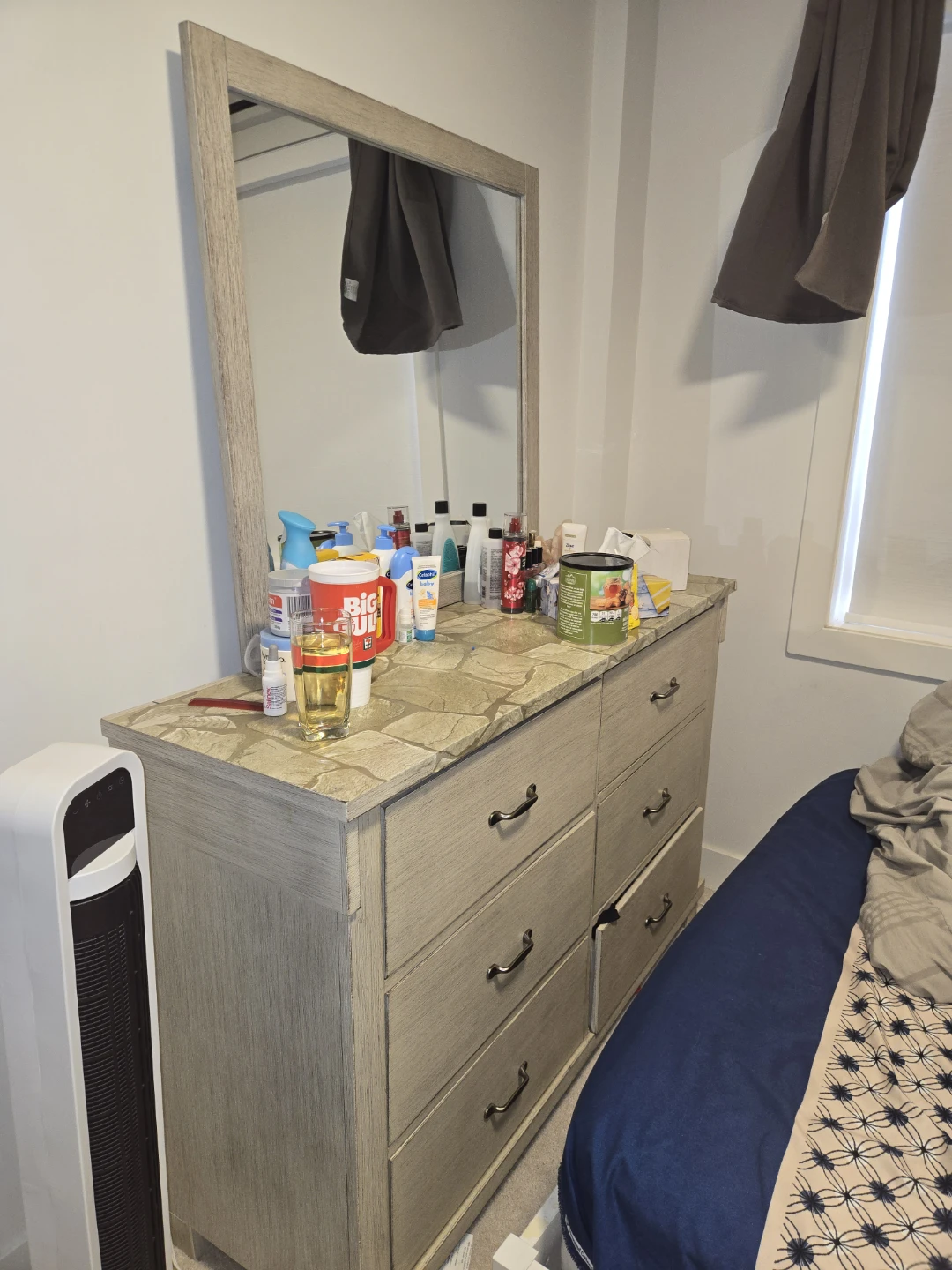 Light Wood Dresser with Mirror - photo 2