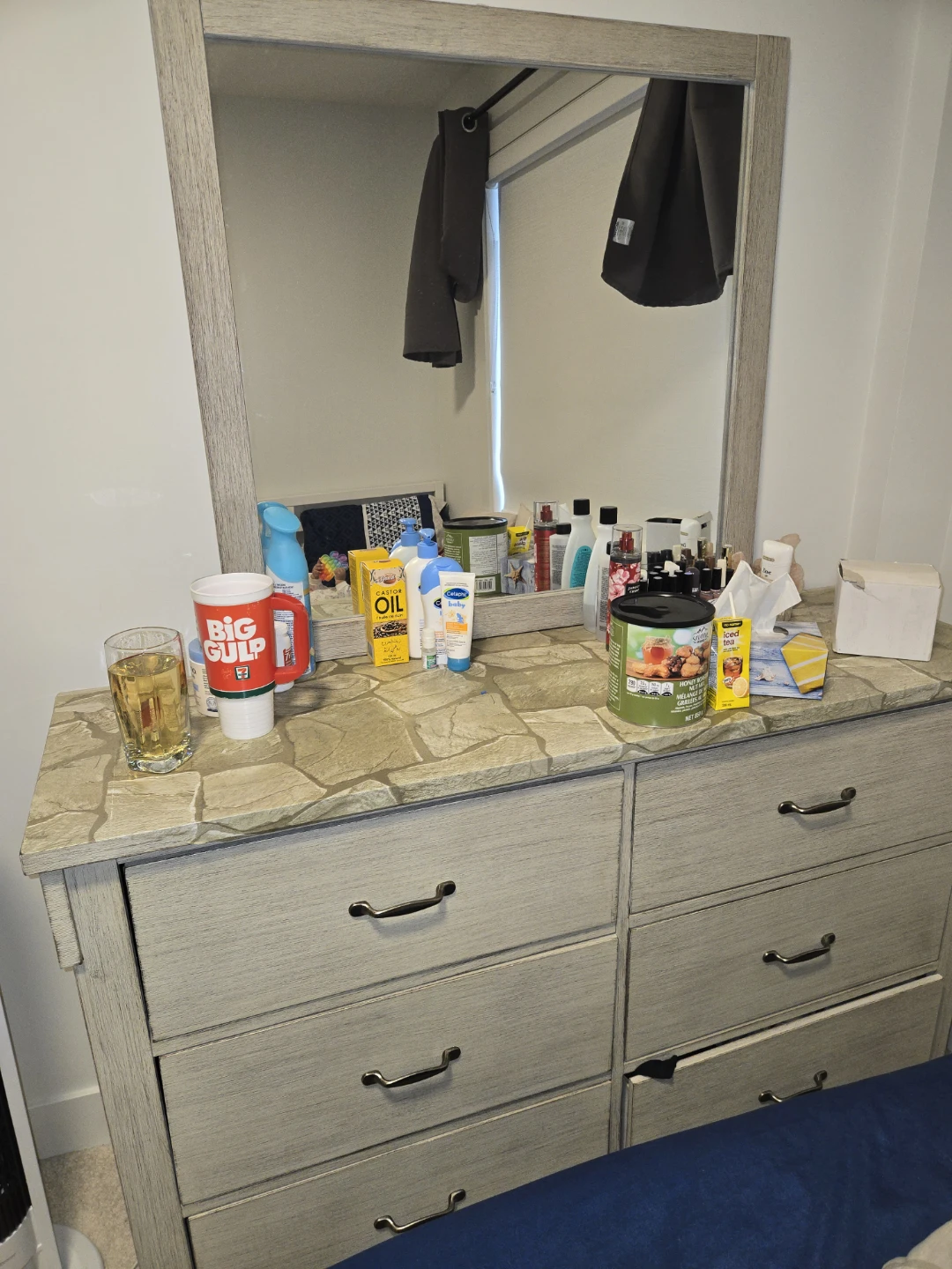 Light Wood Dresser with Mirror - photo 3