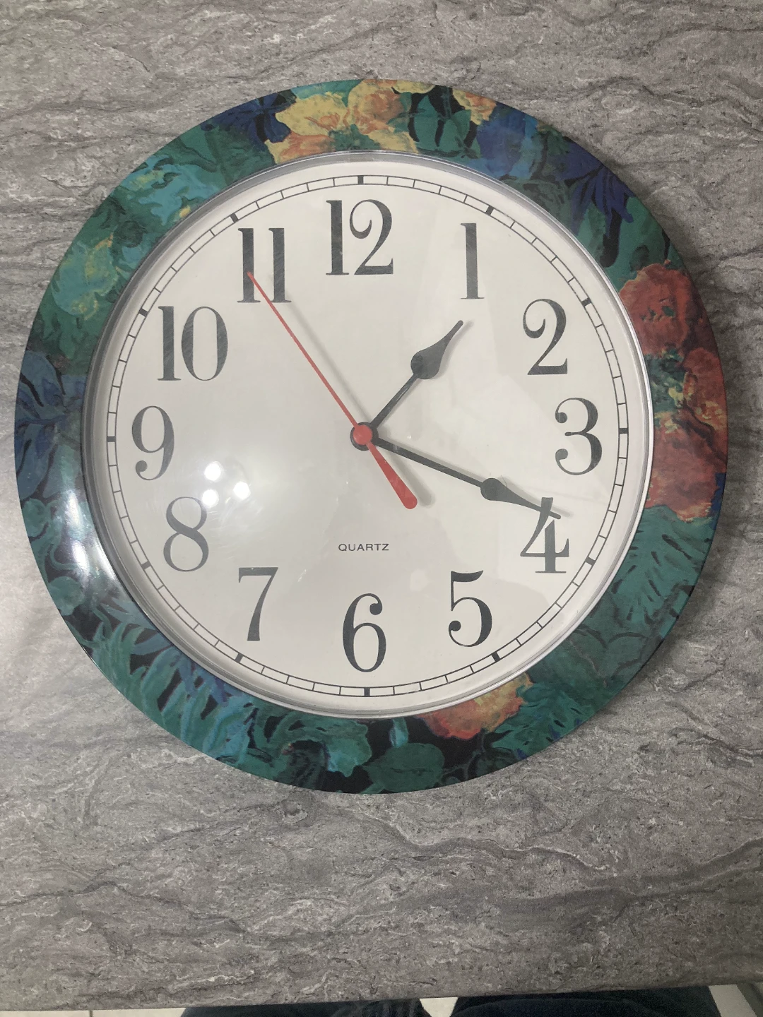 Quartz Wall Clock with Floral Design
