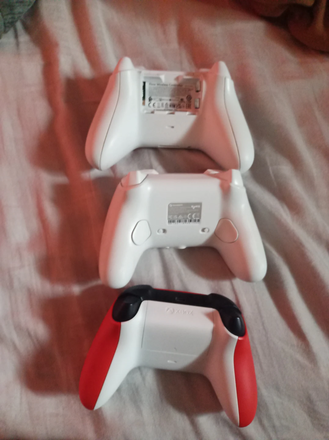 Xbox Wireless Controllers (3-Pack) - photo 2