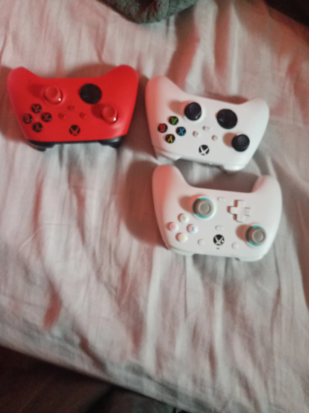 Xbox Wireless Controllers (3-Pack) - photo 3