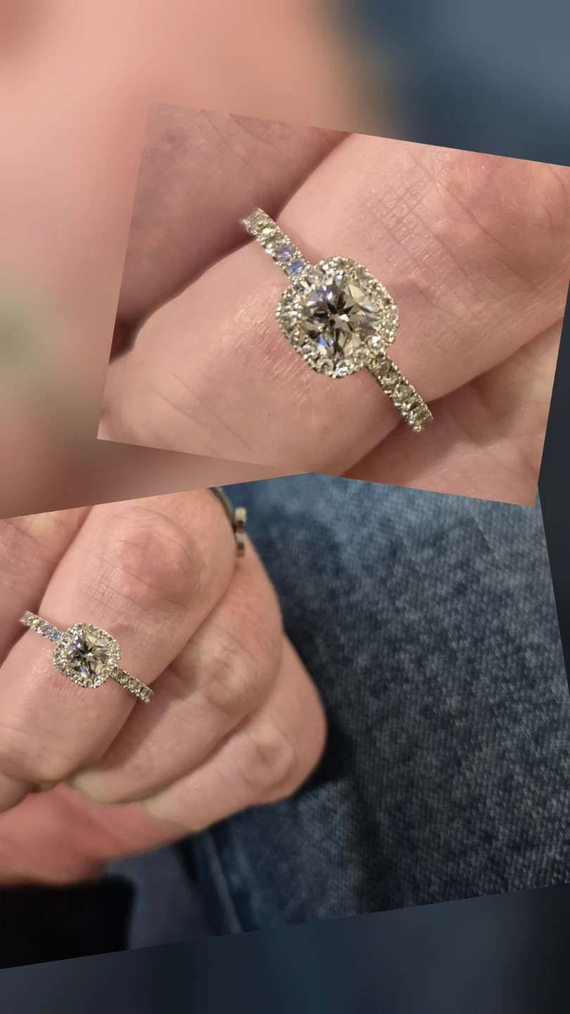 14kt Gold Diamond Engagement Ring