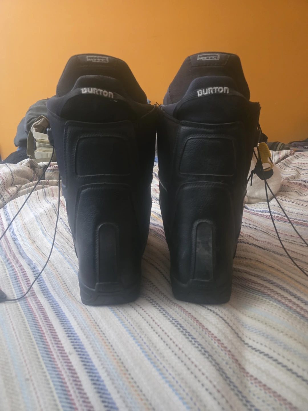 Burton Moto Snowboard Boots - Men's Size 11 - photo 5