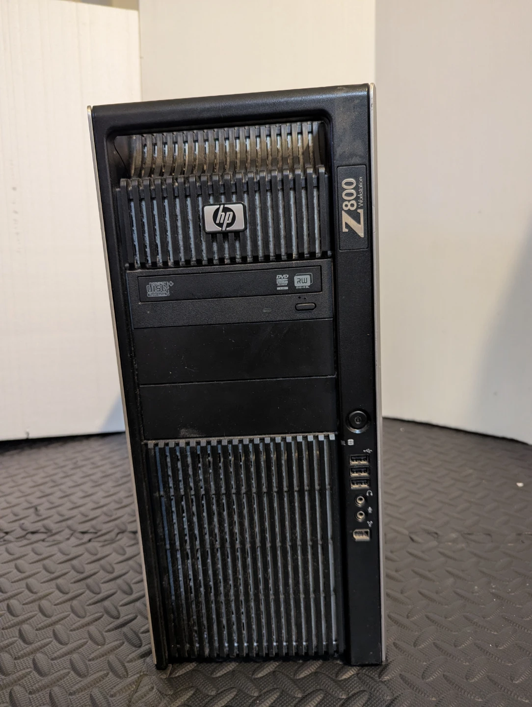 HP Z800 Workstation Desktop Computer