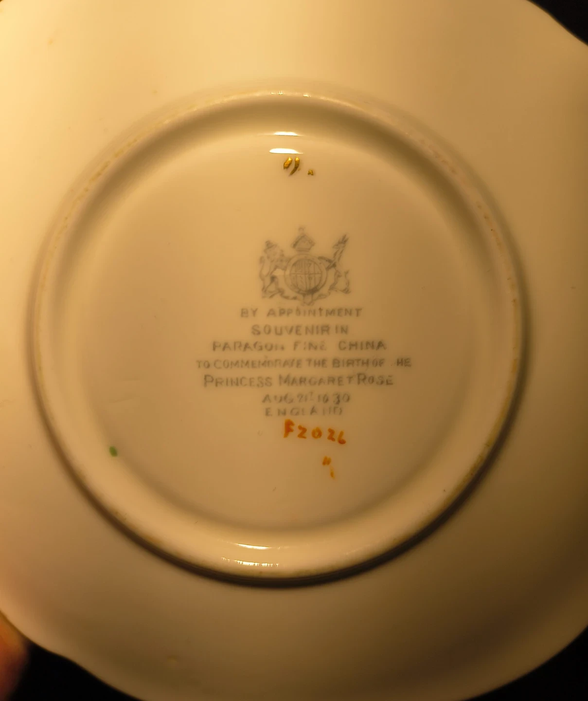 Paragon Fine China Souvenir Plates - photo 2