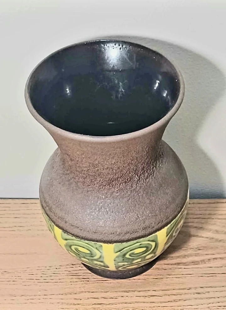 Vtg W. German Bay Keramik Vase - photo 2