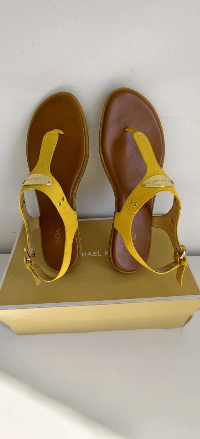 Michael Kors Yellow Thong Sandals - photo 3