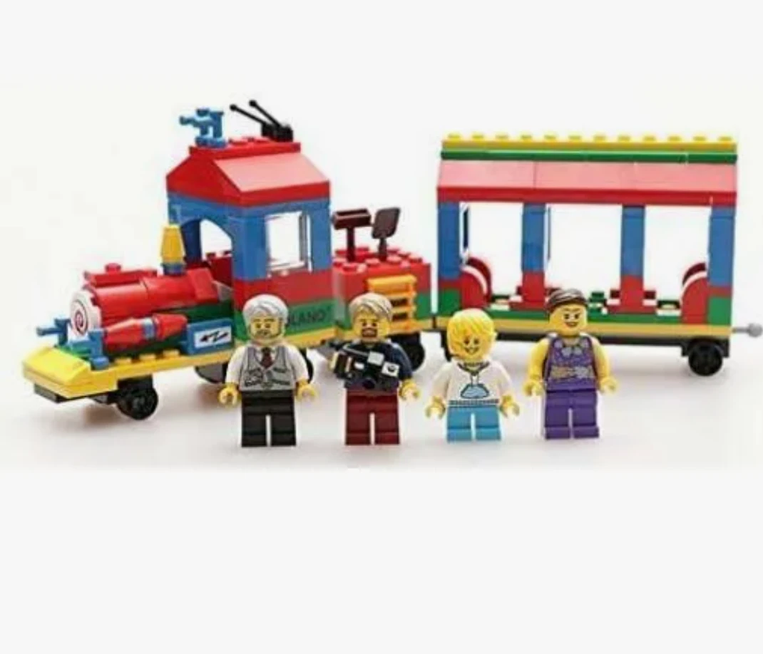 LEGO 40166 Legoland Train Set - photo 5