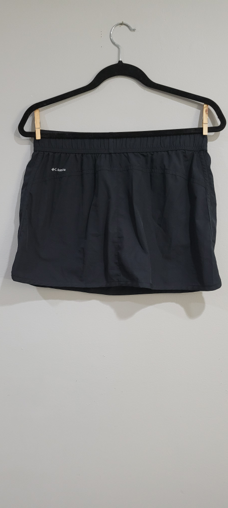 Small Columbia Women's Black Omni-Wick Skort - photo 2