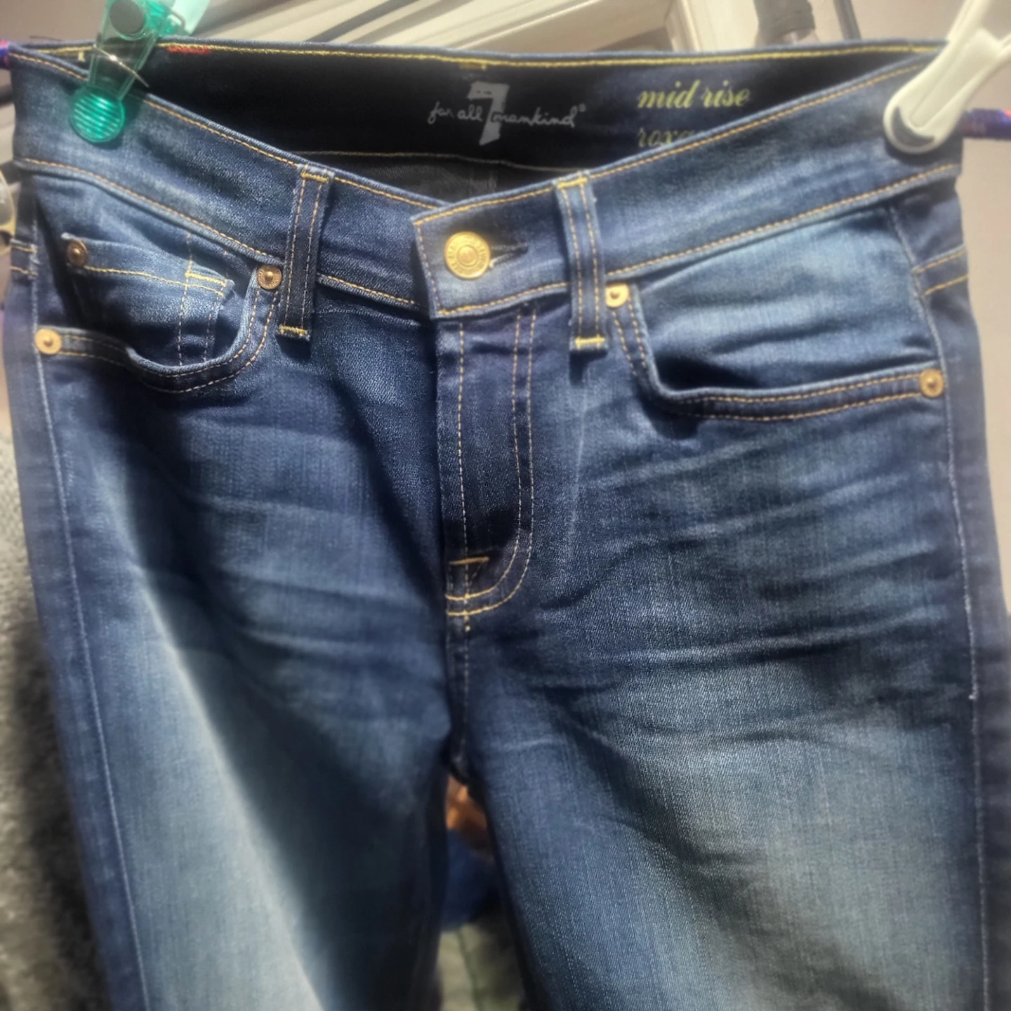 7 For All Mankind Roxanne Mid Rise Jeans Size 25