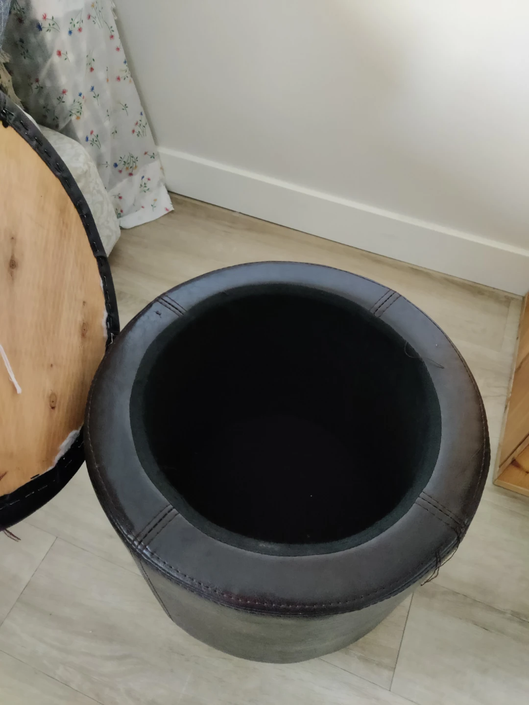 Dark Brown Faux Leather Storage Ottoman - photo 3