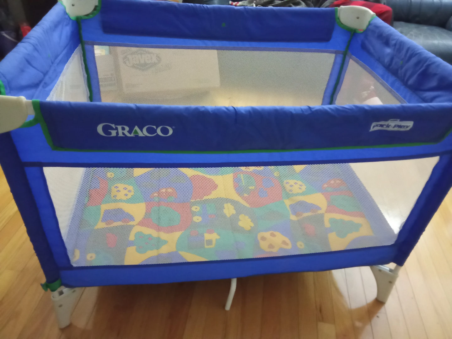 Graco Pack 'n Play Portable Playard Playpen - photo 4