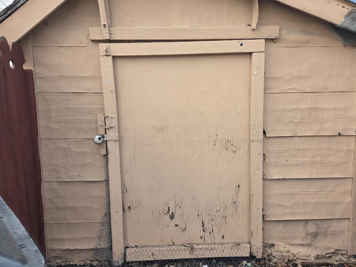 FOR RENT STORAGE SHED - photo 4