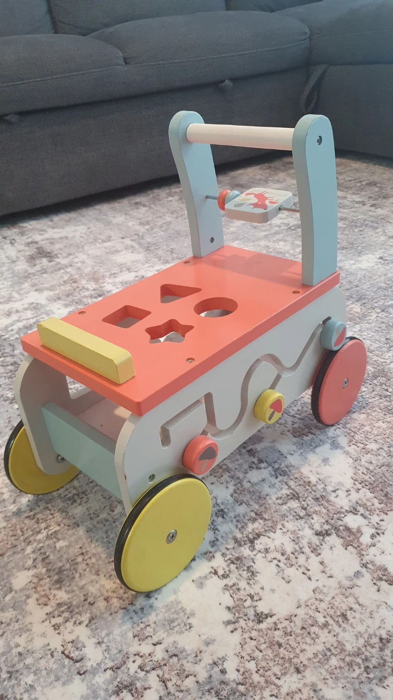 Labebe Wooden Baby Walker – Sturdy, Fun & Like New (No Puzzles) - photo 3