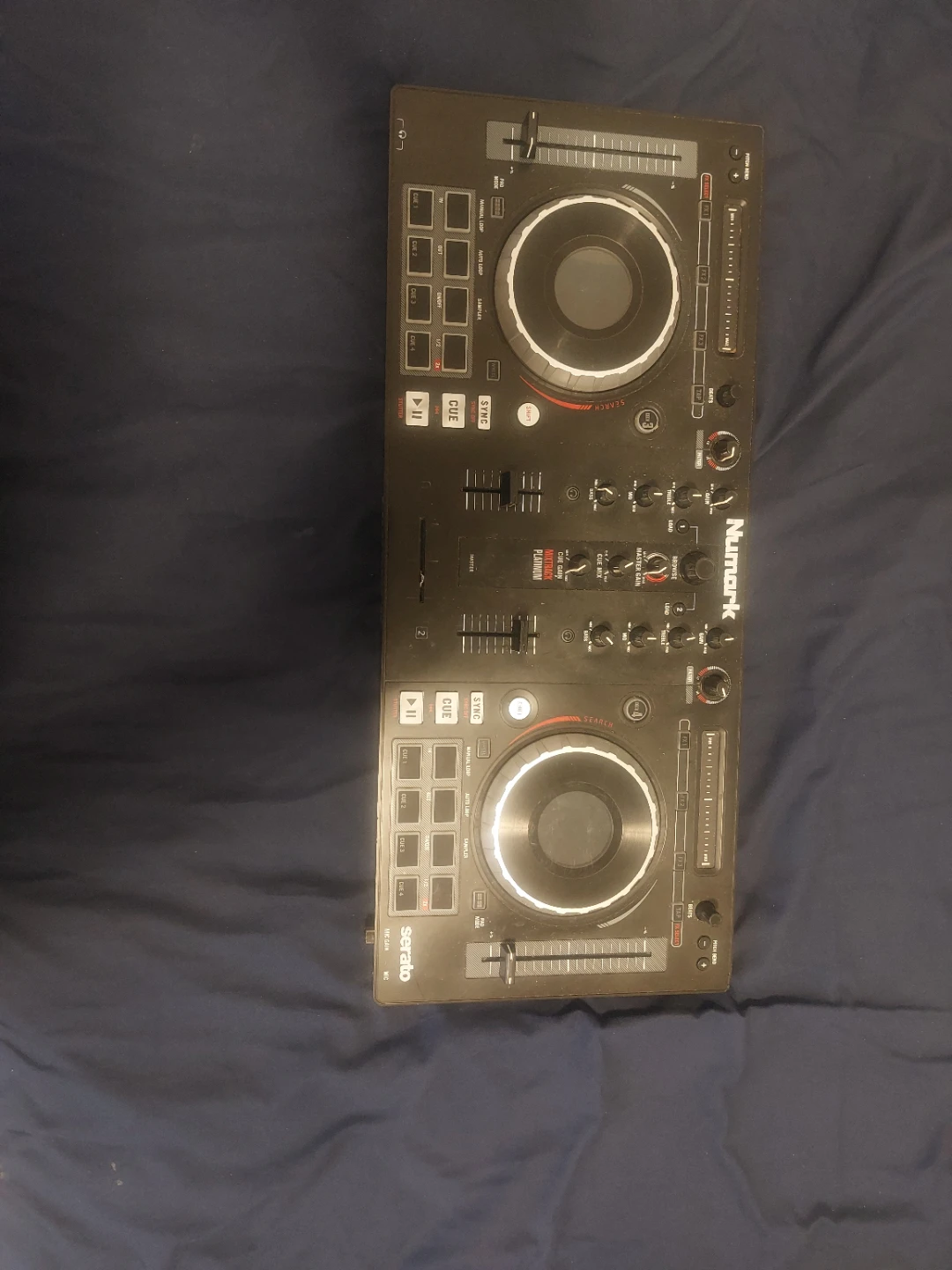 Numark Mixtrack Platinum DJ Controller