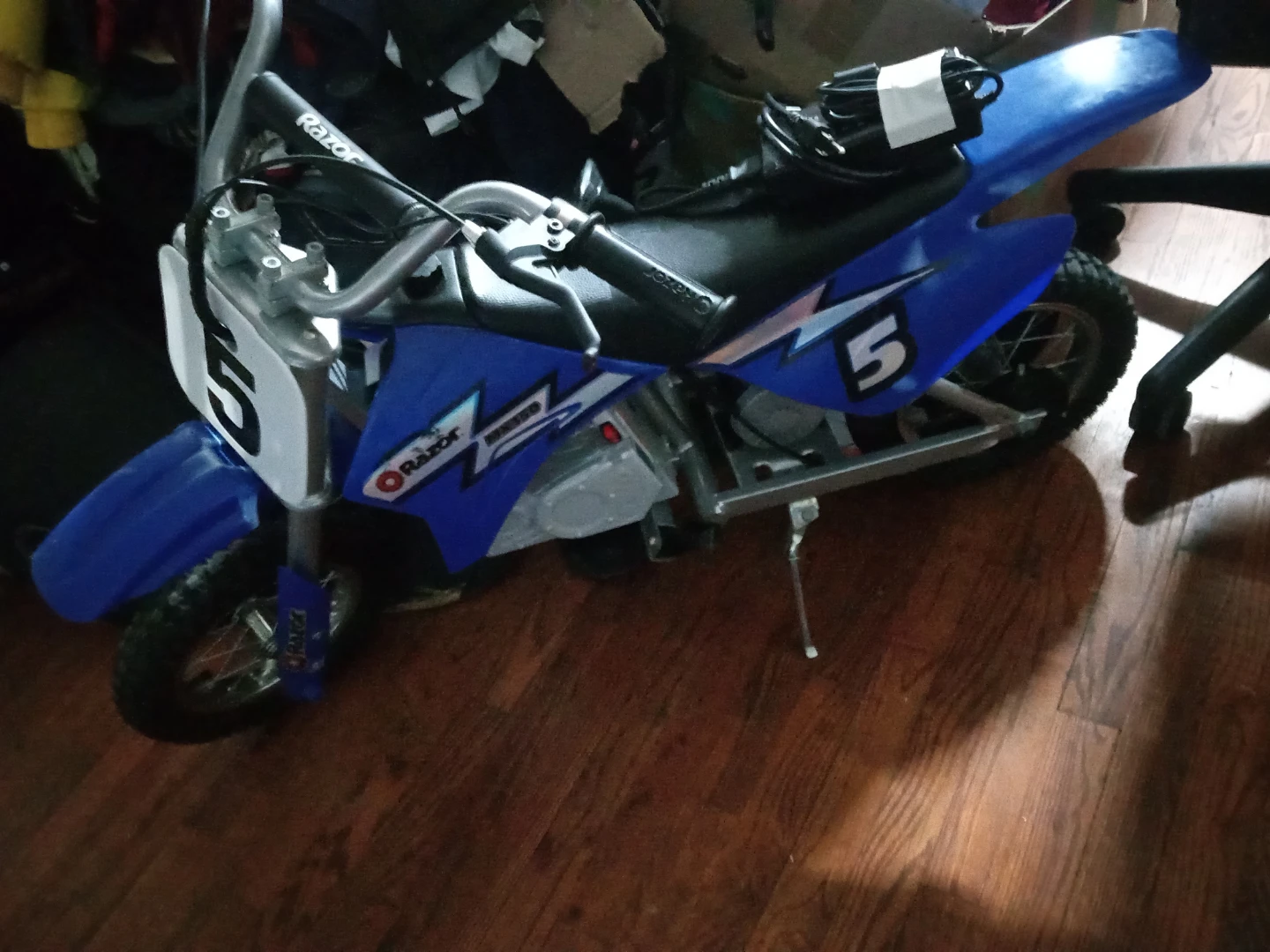 Razor MX350 Dirt Rocket Electric Bike - Blue - photo 3