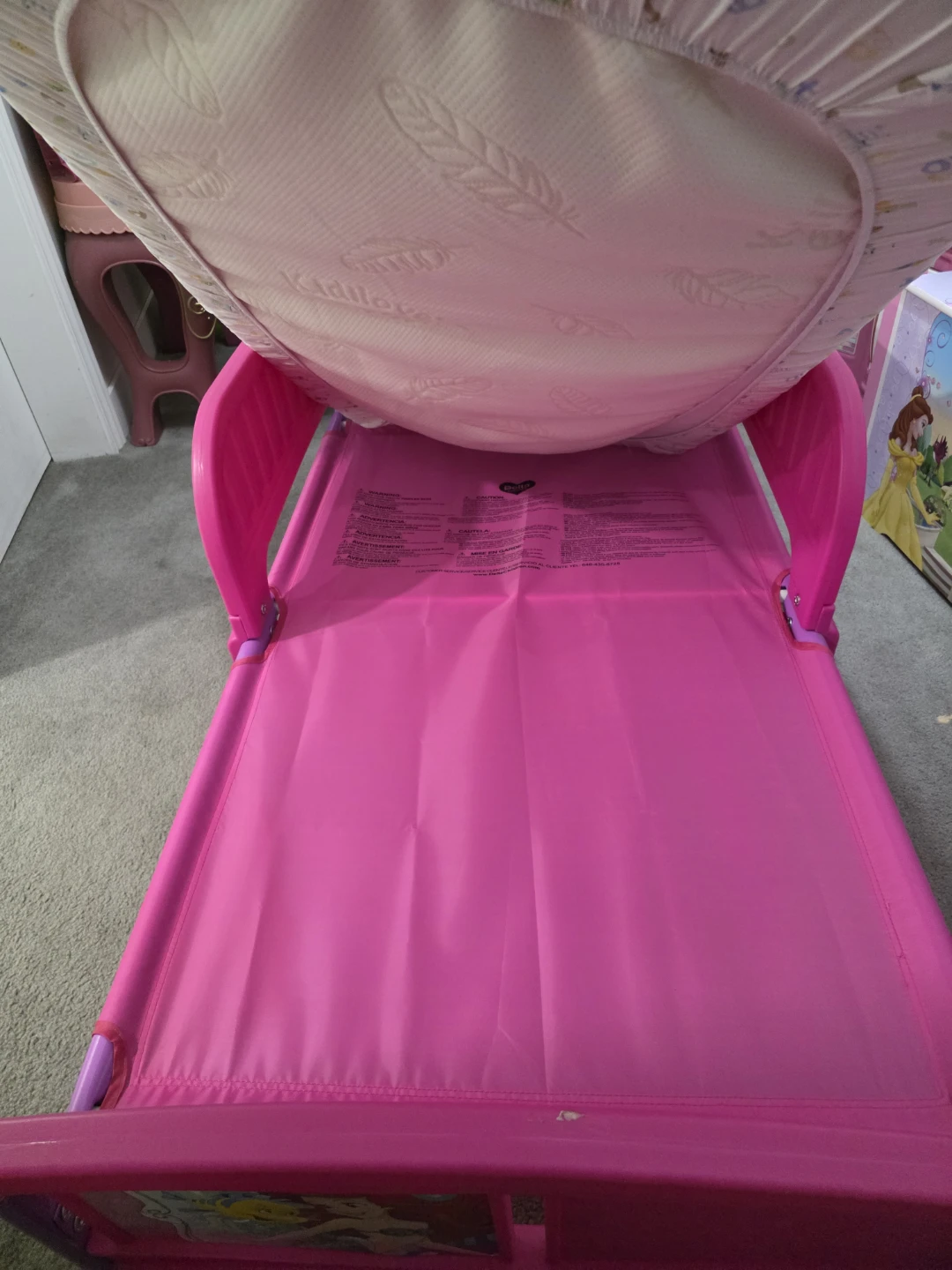 Disney Princess Toddler Bed - photo 3