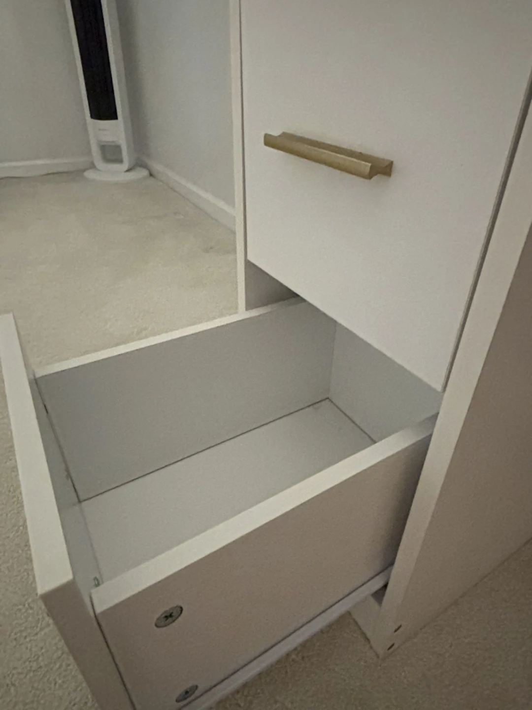 White Vanity Desk with Lights With Gold Handels - photo 2
