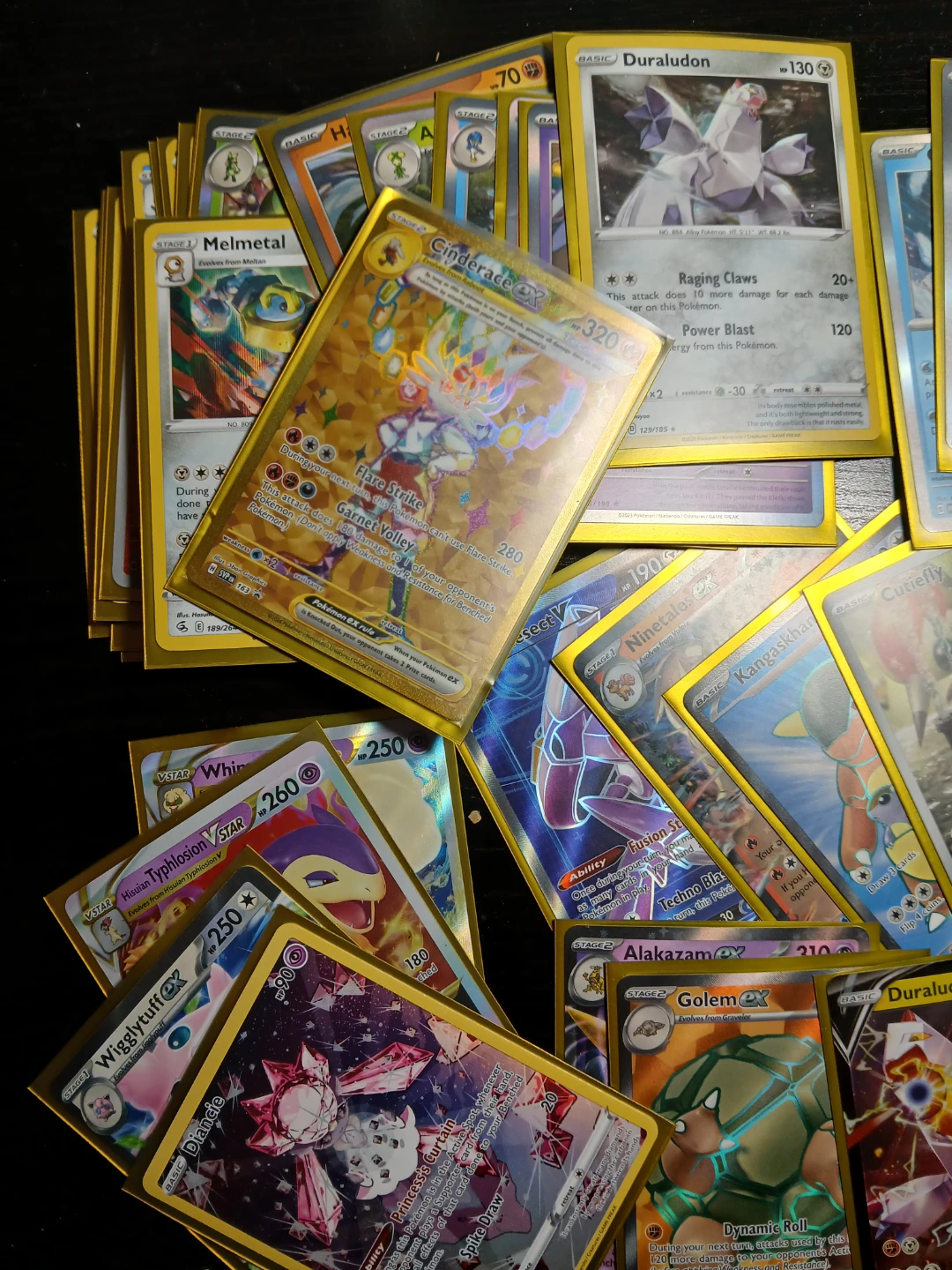 Pokémon Trading Cards - photo 2