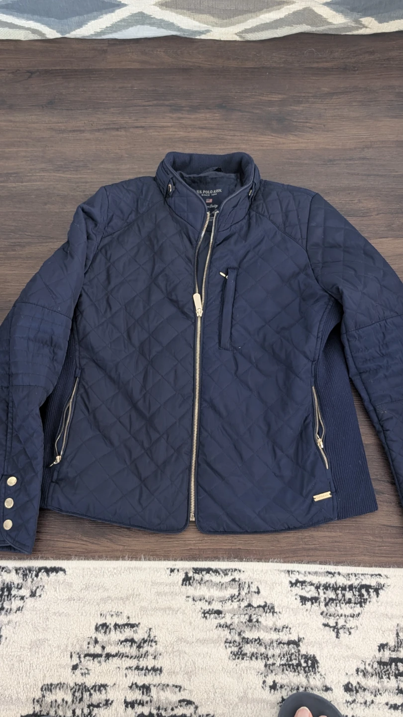 Bundle of 3 Women's Winter Jackets - photo 3