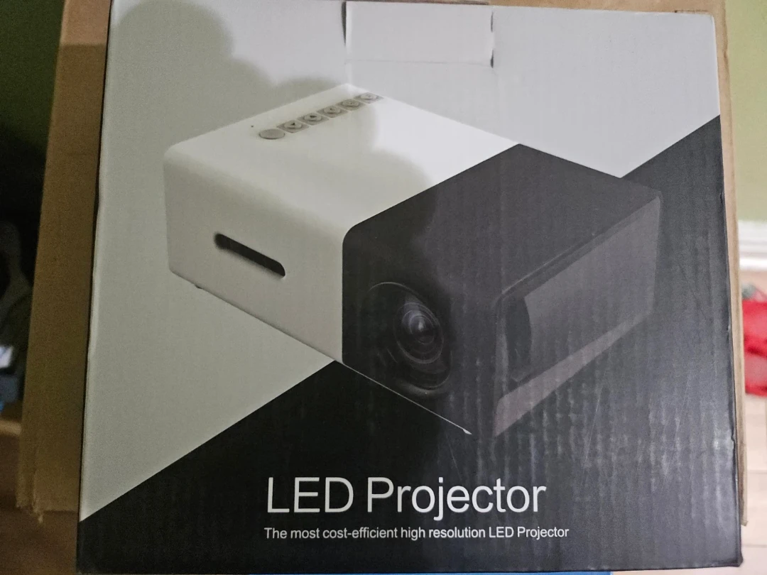 QEEFUN LED Projector