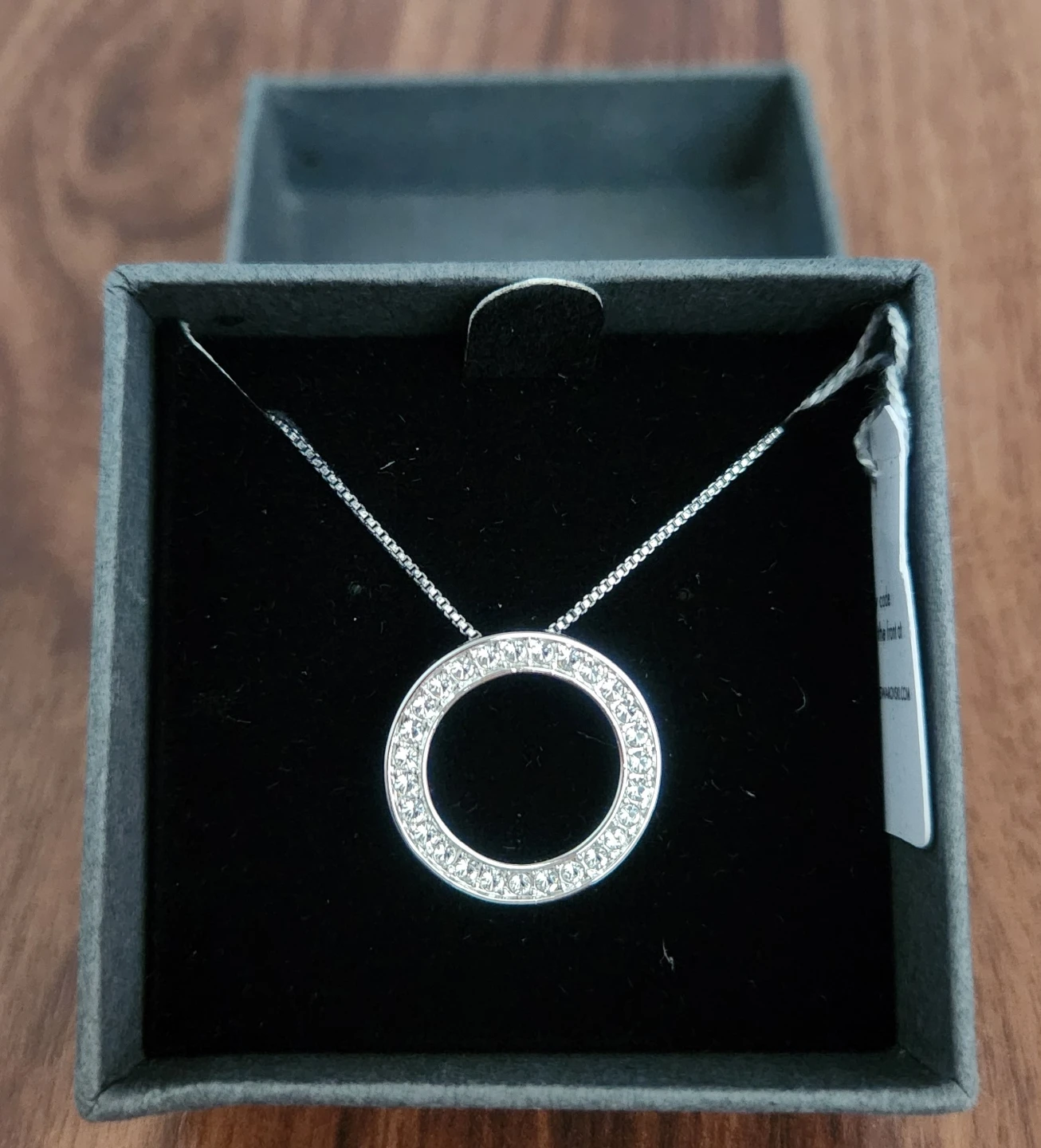 🏆Sparkling Circle Pendant Necklace in Box