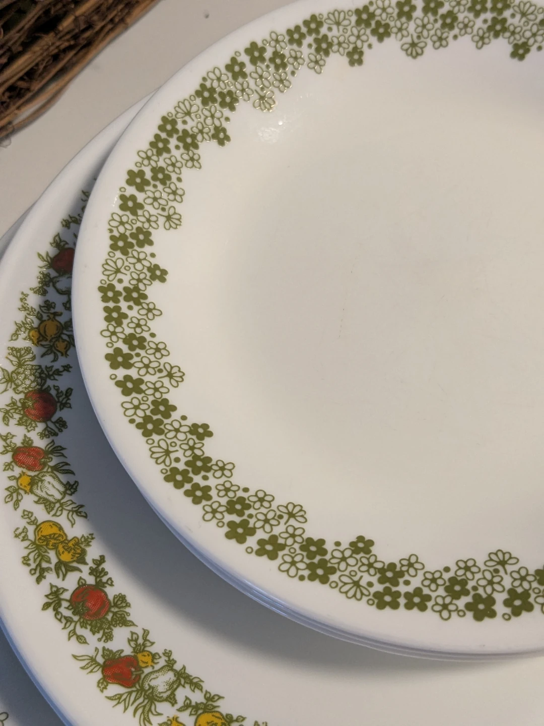 Corelle Dinnerware Set - Floral Pattern - photo 3