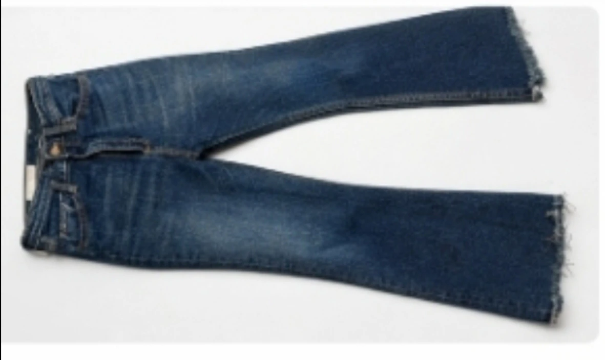 Jeans ZARA bleu foncé bootcut 🏆