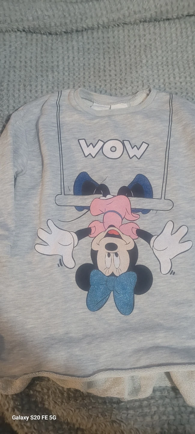 Disney Minnie Mouse "WOW" Graphic Sweatshirt Dress from zara