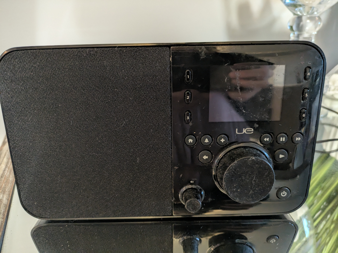 🏆 Logitech Smart Radio