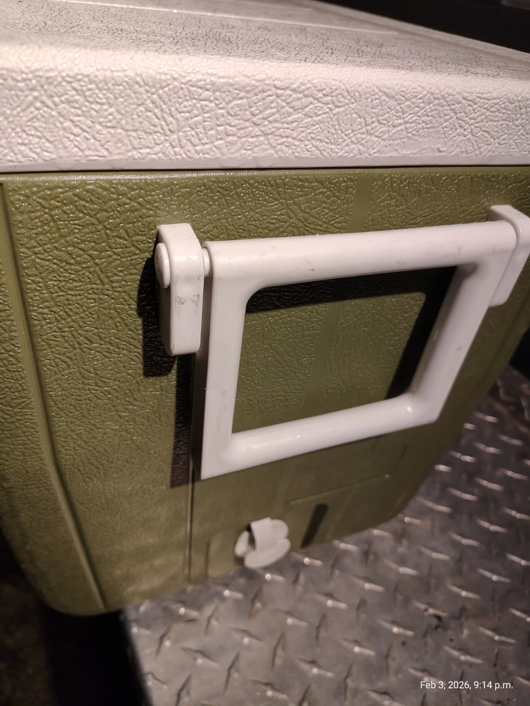 Coleman 48Q Carry Cooler *like new* - photo 3