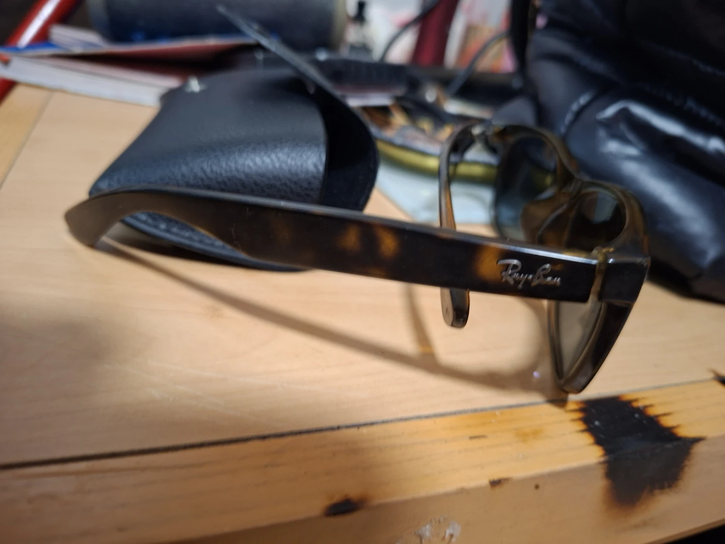 Ray-Ban Sunglasses with Case - photo 3